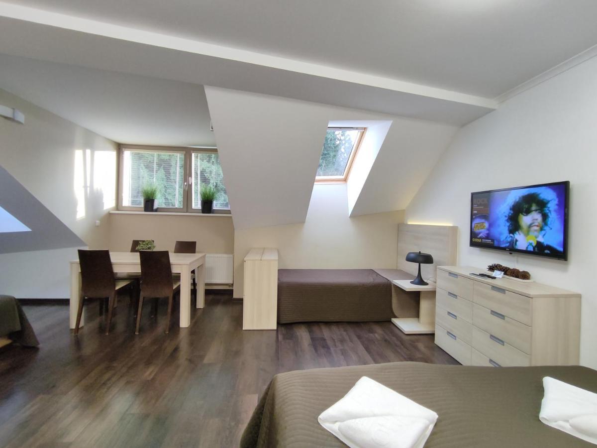 Anensky Apartman C303 - S O2 Tv A Stabilni Rychlou Wifi, S Moznosti Dokoupeni Bufetovych Snidani - By Relax هاراشوف المظهر الخارجي الصورة
